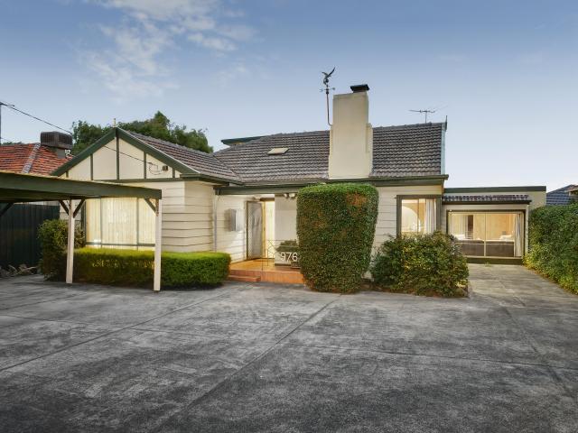 Spacious Family Home with Multiple Living Areas & Garden Maintenance Included