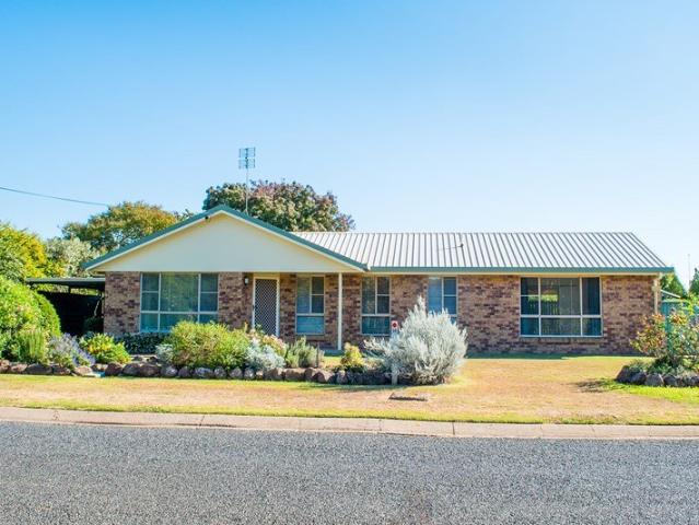 Spacious Family Home with Multiple Living Areas & Huge Entertaining Space