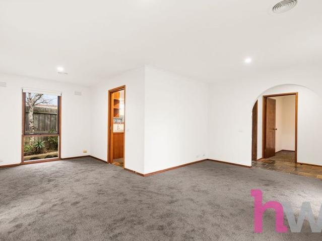 Spacious Family Home with Multiple Living Areas in a Prime Grovedale Location