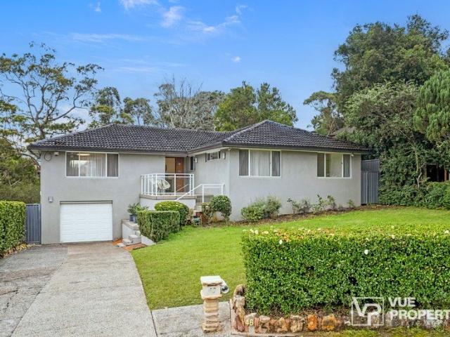 Spacious family home with multiple living areas in convenient Marsfield location on 739.8sqm