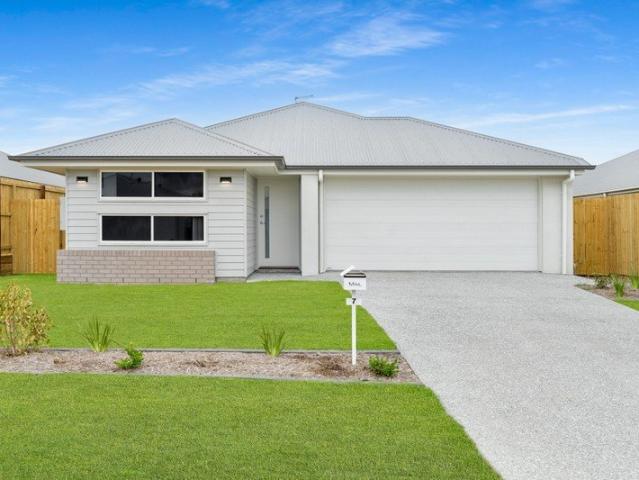SPACIOUS FAMILY HOME WITH MEDIA ROOM AND COVERED ALFRESCO