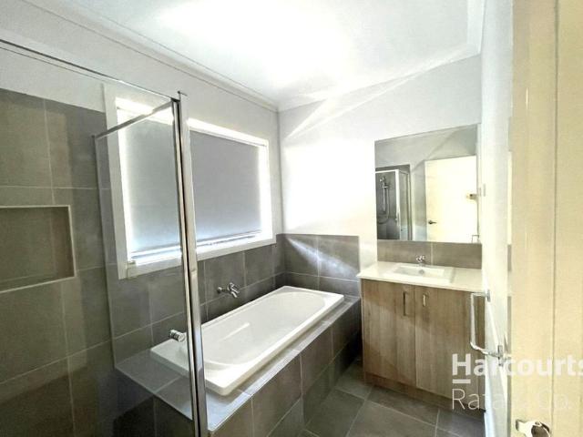 Spacious Family Home with Modern Comforts in Beveridge