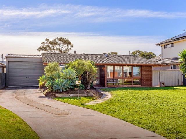 Spacious Family Home with Outdoor Entertaining in West Lakes