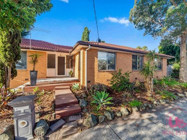 Spacious Family Home with Outstanding Potential in a Prime Location
