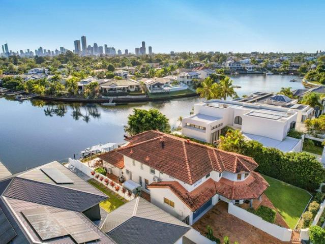 SPACIOUS FAMILY HOME WITH BREATHTAKING WATER VIEWS