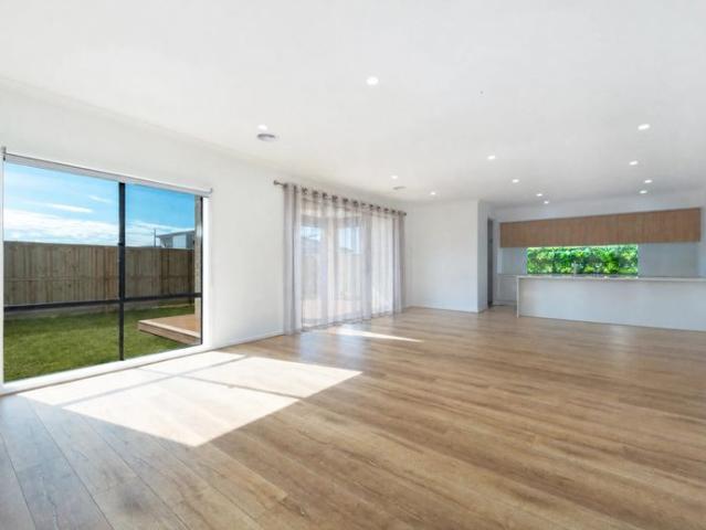 Spacious Family Home with Contemporary Comforts