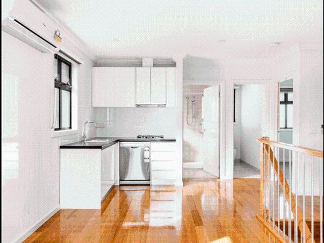 Spacious Family Home with Dual Kitchens & Solar Panels in St Albans
