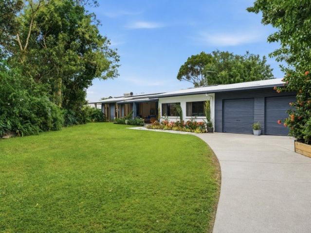 Spacious Family Home with Dual Living in a Private Tropical Setting