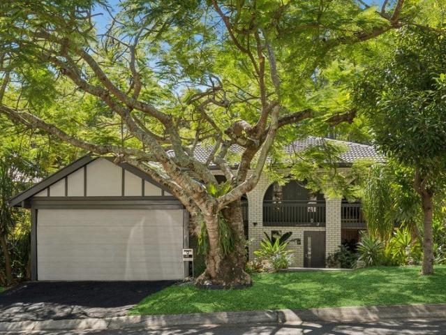 Spacious Family Home with Dual Living & Leafy Surrounds