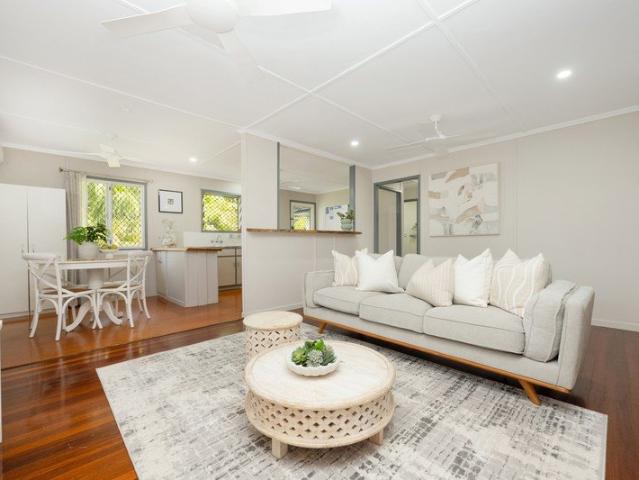 Spacious Family Home with Dual Living Possibilities and Shed