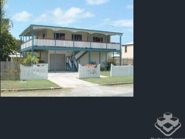 Spacious Family Home with Dual Living Potential in a Prime Mackay Location