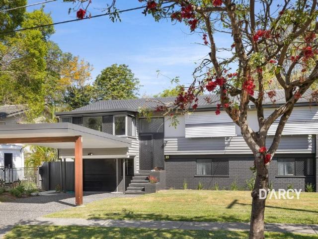 Spacious Family Home with Exceptional Dual Living in the Heart of The Gap