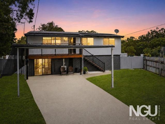 Spacious Family Home with Exceptional Dual Living Potential!