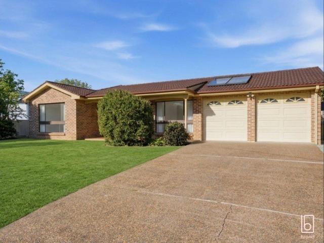 Spacious Family Home with Exceptional Parking & Lake Macquarie Lifestyle