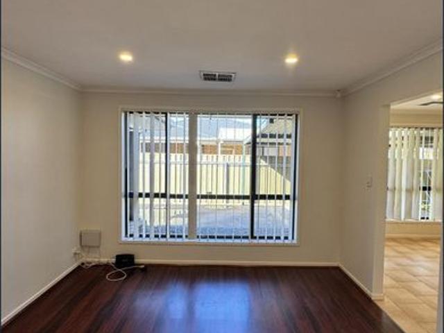 Spacious Family Home with Exceptional Parking, Workshop & Caravan Storage