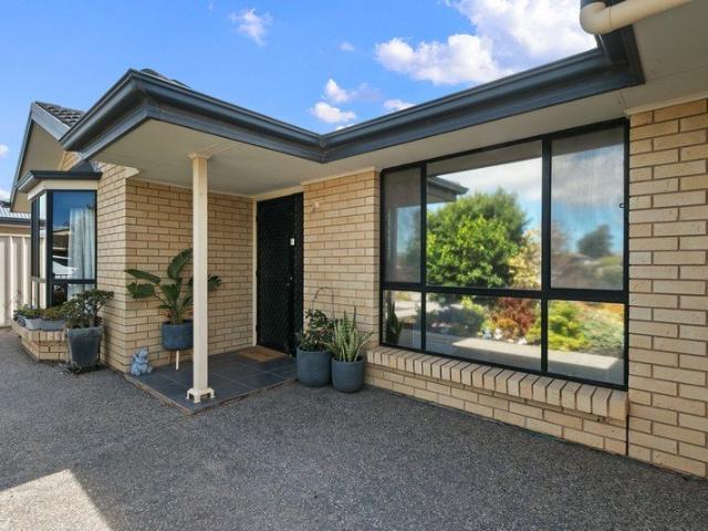 Spacious Family Home with Exceptional Shedding & Entertaining