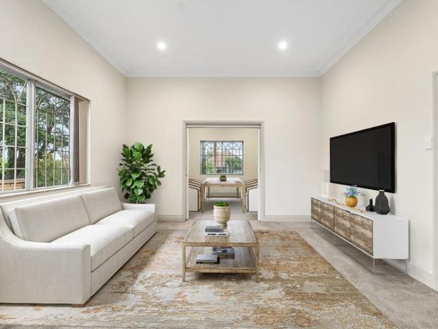 Spacious Family Home with Expansive Backyard – 6 Month Lease