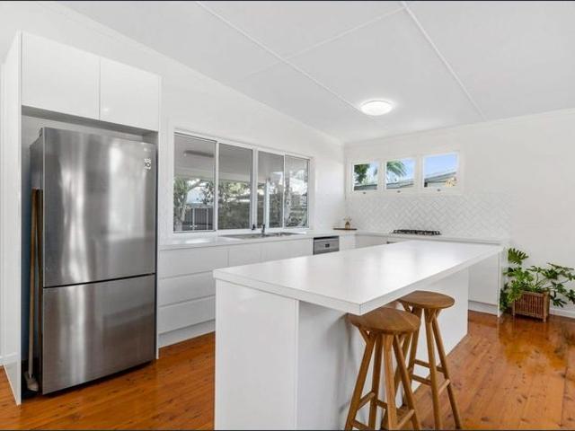 Spacious Family Home with Expansive Front & Rear Yards