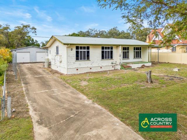Spacious Family Home with Endless Potential on 1,012m²