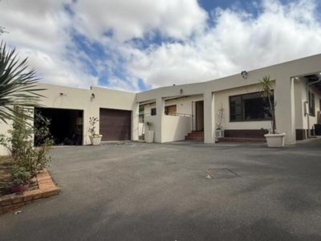spacious family home with entertainm.