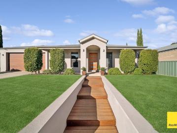Spacious Family Home with Entertaining & Lifestyle Features