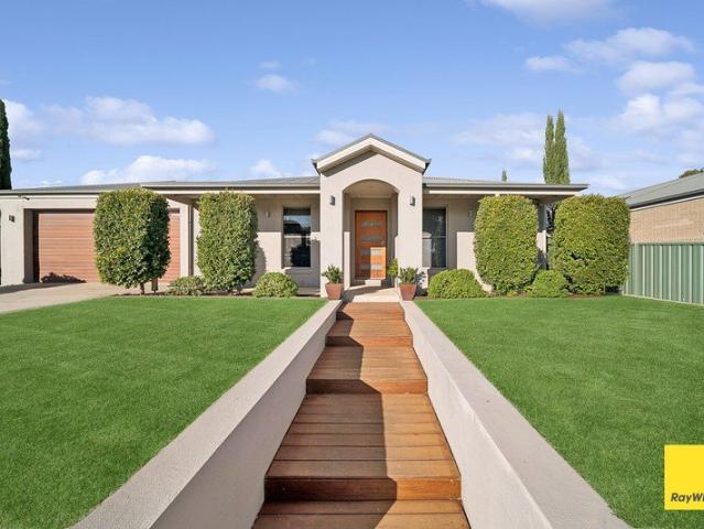 Spacious Family Home with Entertaining & Lifestyle Features