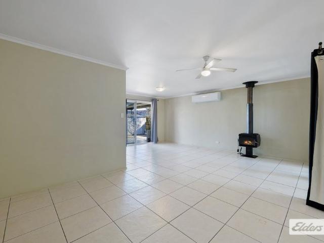 SPACIOUS FAMILY HOME WITH FIREPLACE, MULTIPURPOSE ROOM & OUTDOOR ENTERTAINING