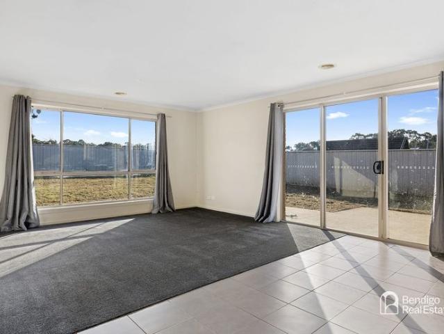 SPACIOUS FAMILY HOME WITH FLEXIBLE LIVING IN EPSOM