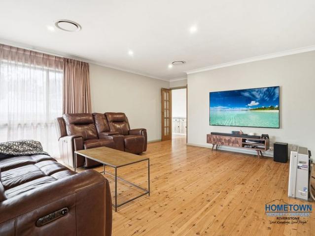 Spacious Family Home with Flexible 4th Bedroom or Home Office