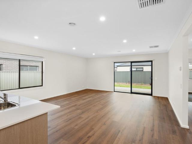 Spacious Family Home with Four Bedrooms and Multiple Living Zones