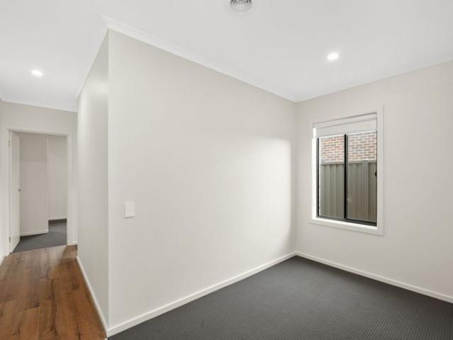 Spacious Family Home with Four Bedrooms and Multiple Living Zones