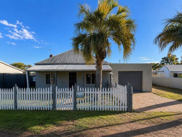 Spacious Family Home with Garden Maintenance Included