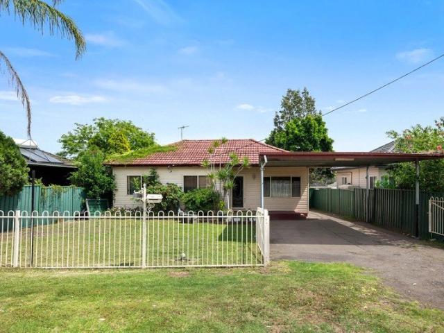Spacious Family Home with Granny Flat & Excellent Return of $2000 Per Week