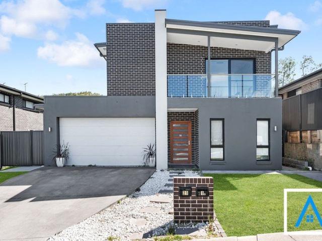 Spacious Family Home with Granny Flat in Macarthur Heights