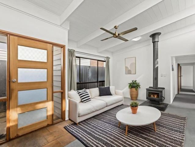 SPACIOUS FAMILY HOME WITH GREAT OUTDOOR APPEAL
