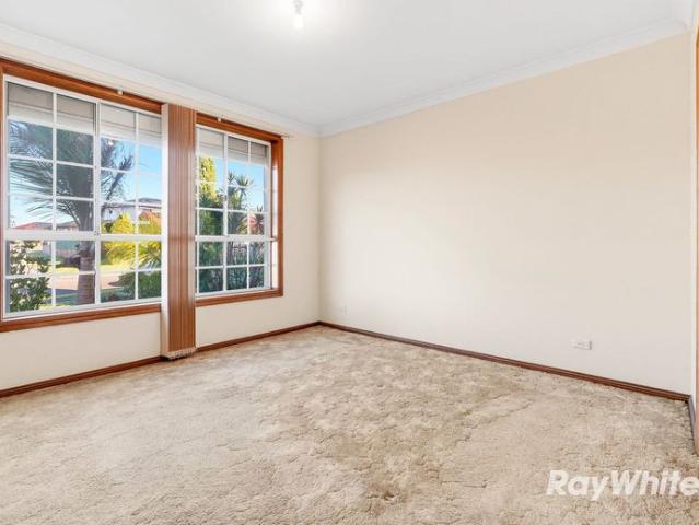 Spacious Family Home with Great Outdoor Entertaining
