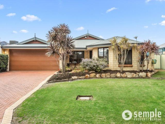 Spacious Family Home with Great Entertaining Areas!