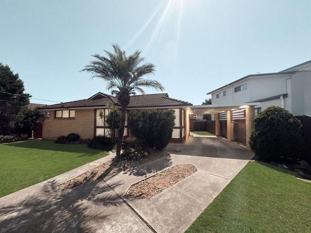 Spacious Family Home with Huge Backyard & Pool