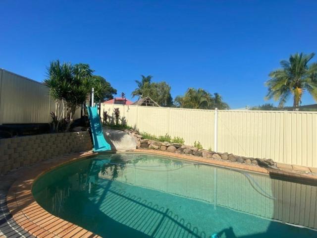 SPACIOUS FAMILY HOME WITH INCREDIBLE POOL AREA!