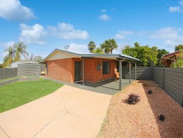 House for sale in Northern Territory - Garden