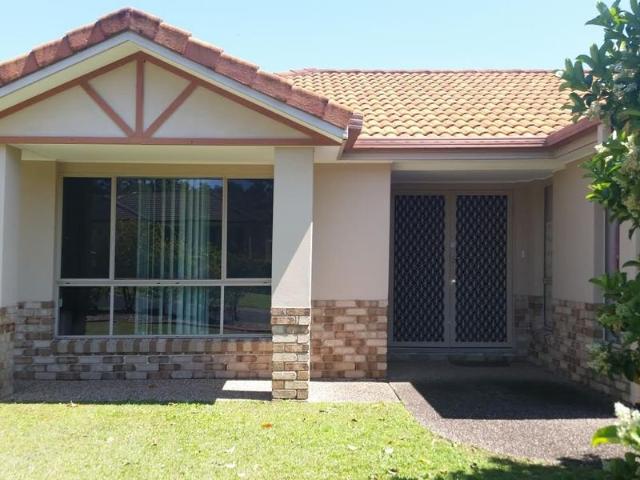 Spacious Family Home With Large Outdoor Entertaining Area