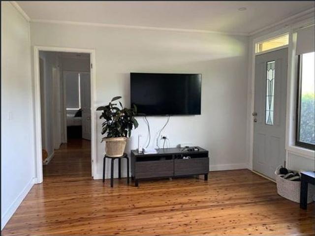 Spacious Family Home with Large Backyard in a Quiet Location