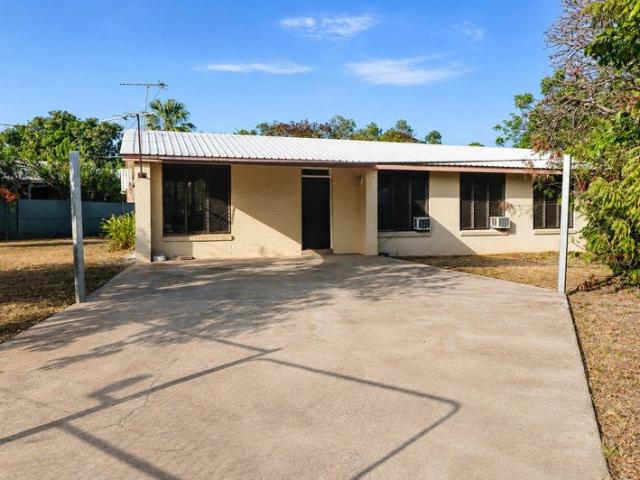 SPACIOUS FAMILY HOME WITH LARGE YARD