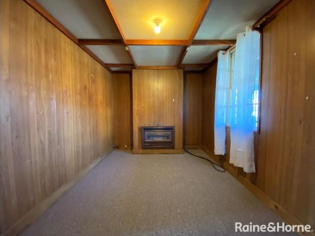 Spacious Family Home with Large Yard and Great Outdoor Space