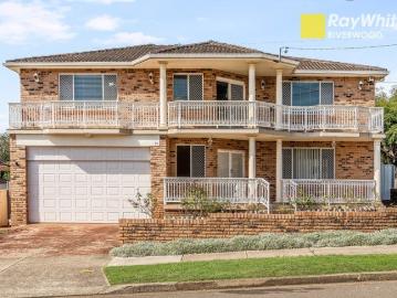 Spacious Family Home with Light, Space & Convenience