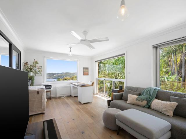 Spacious family home with panoramic ocean and lake views