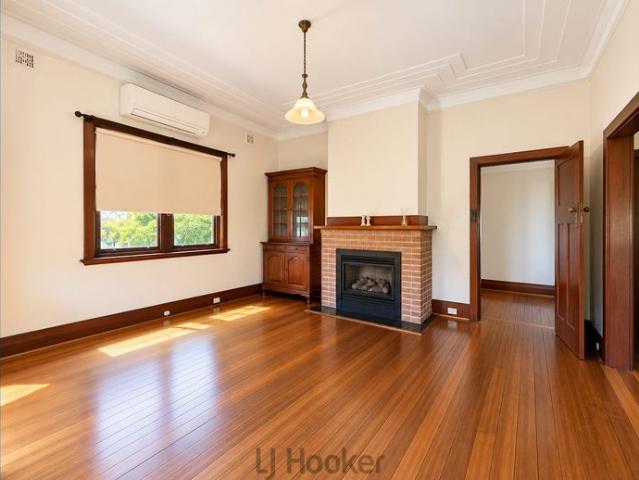 Spacious Family Home with Plenty of Room to Live & Entertain