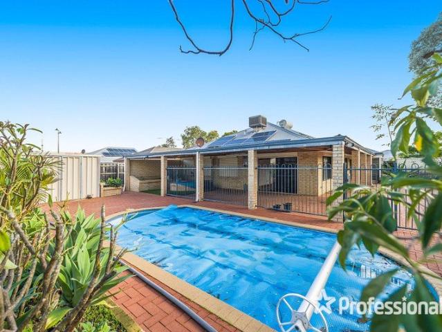 Spacious Family Home with Pool!