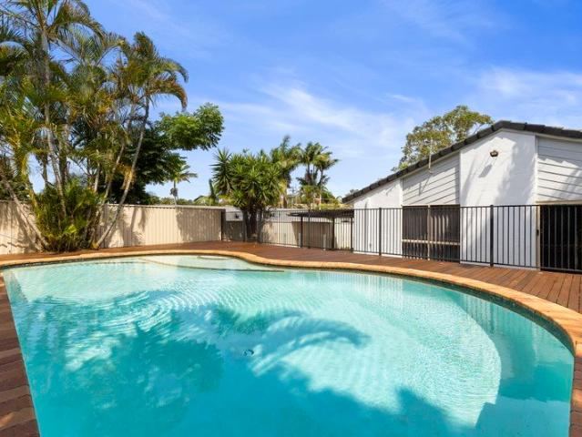 Spacious Family Home with Pool