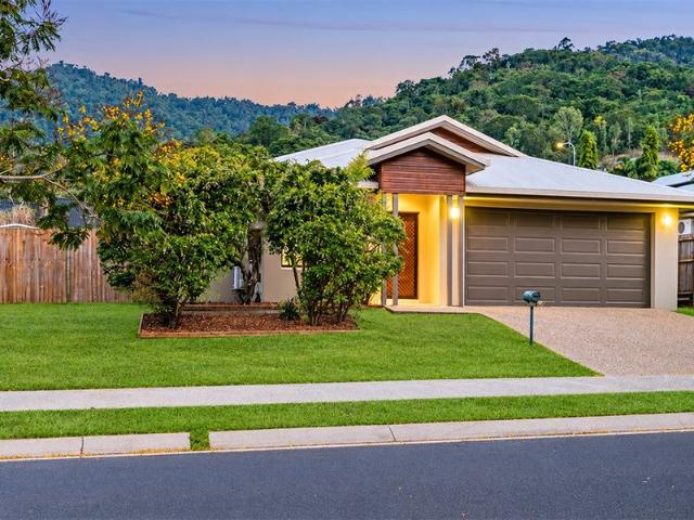 Spacious Family Home with Pool